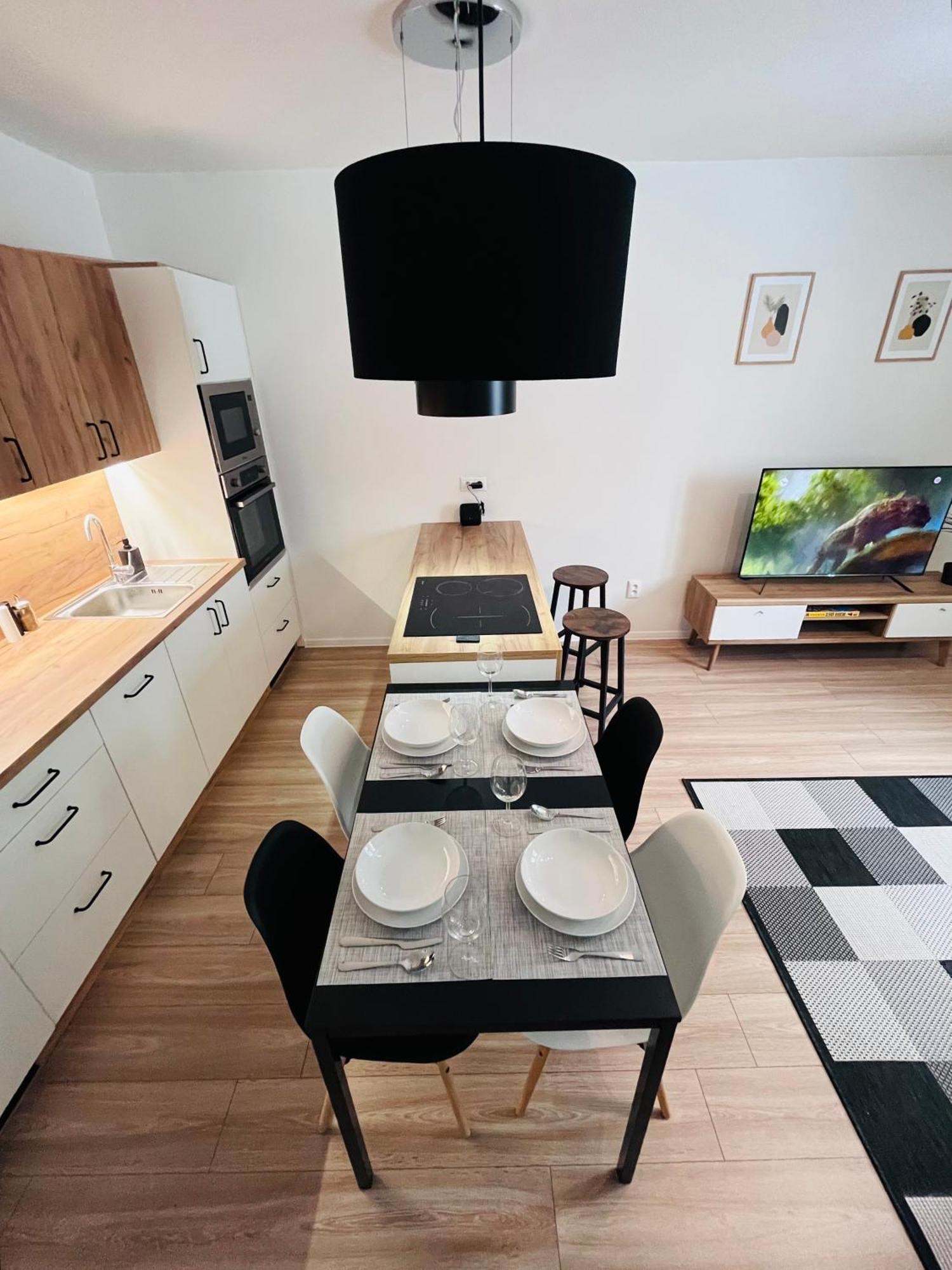 Závažná PorubaNordic Houseアパートメント エクステリア 写真