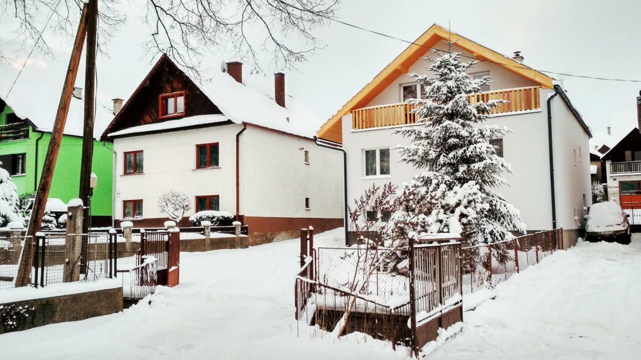 Závažná PorubaNordic Houseアパートメント エクステリア 写真